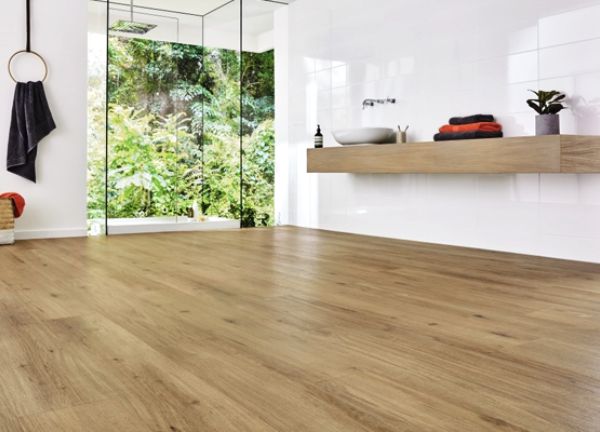 Lát sàn nhựa giả gỗ được không?