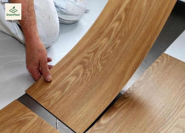 Độ bền của sàn nhựa tự dán